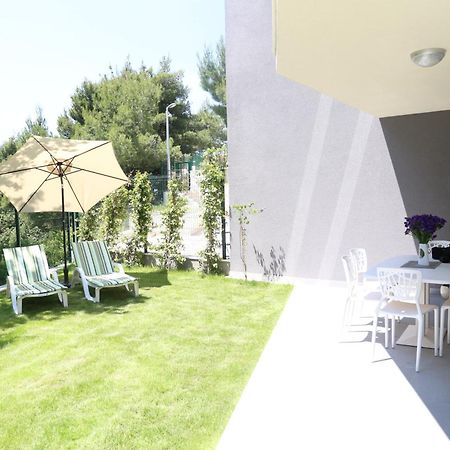 Beach Apartments Dumicic Подстрана Номер фото