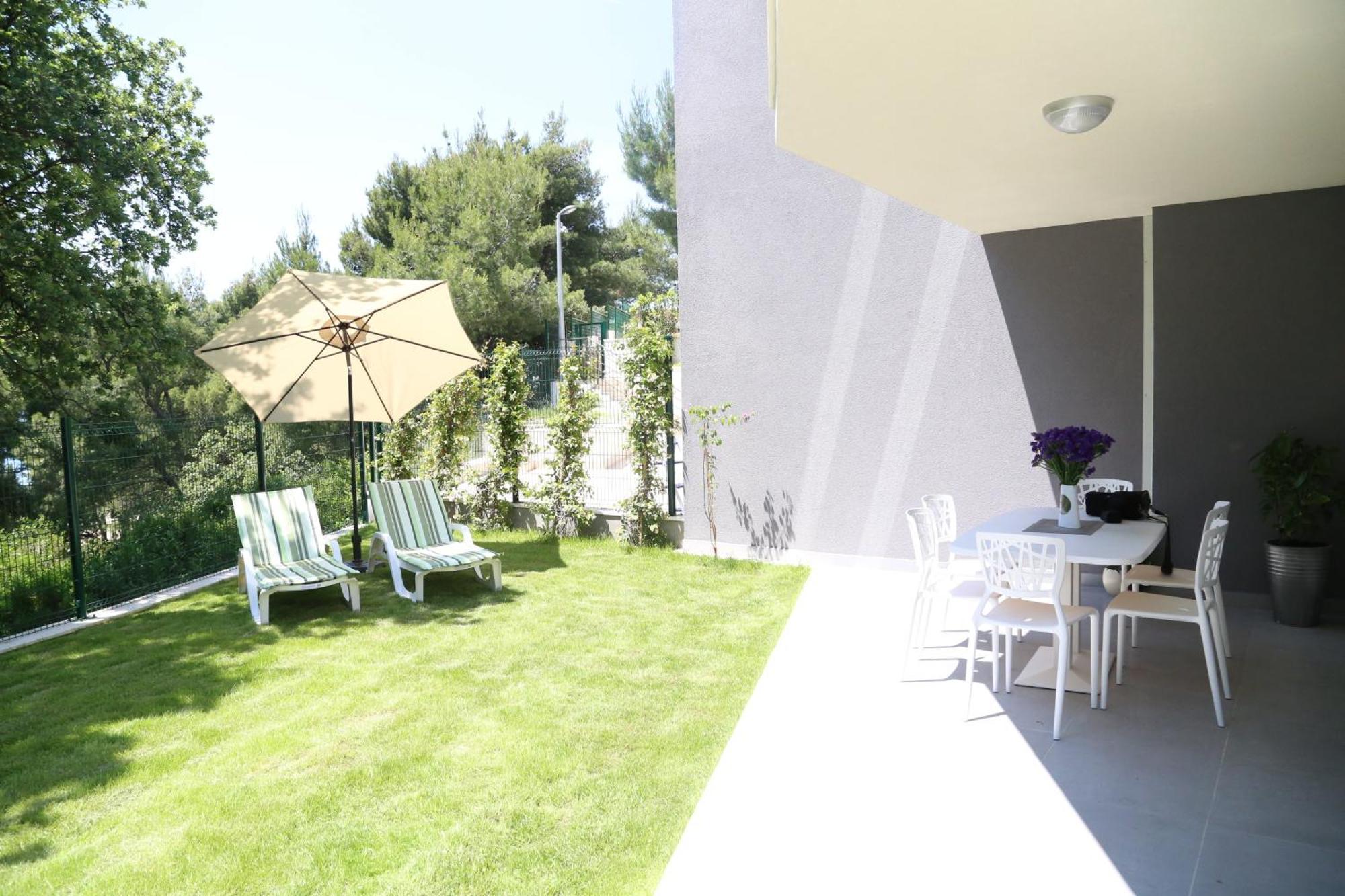 Beach Apartments Dumicic Подстрана Номер фото